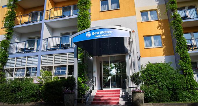 Exterior of the Best Western Hotel Windorf - Leipzig - 95240