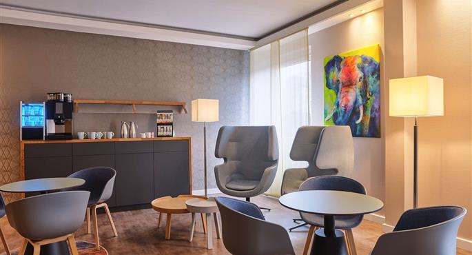 Hall of the Best Western Hotel Prisma in Neumuenster - 95282