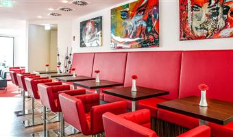 Hall of the Best Western Plus Plaza Berlin Kurfuerstendamm in Berlin - 95473