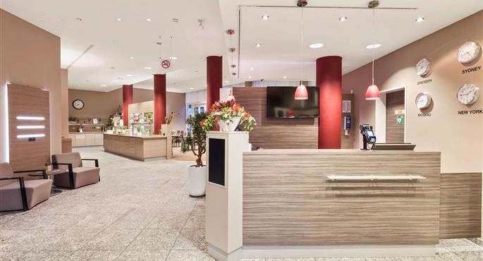 Hall of the Best Western Plus Hotel Dresden City in Dresden - 95576