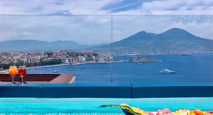Pool of the Hotel Paradiso, BW Signature Collection - Naples - 98050
