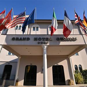 Exterior of the Best Western Grand Hotel Guinigi - Lucca - 98134