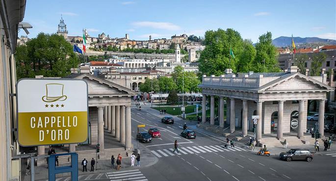 Exterior of the Hotel Cappello D'Oro, BW Signature Collection - Bergamo - 98166