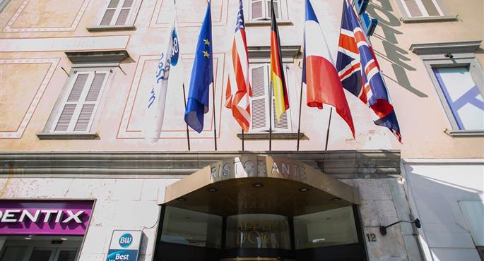Exterior of the Hotel Cappello D'Oro, BW Signature Collection - Bergamo - 98166