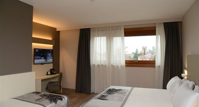 Room of the Albergo Roma, BW Signature Collection - Castelfranco Veneto - 98213