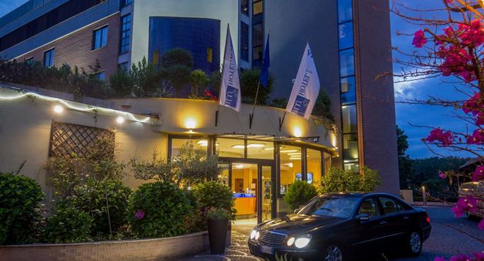 Exterior of the Best Western Blu Hotel Roma - Rome - 98289