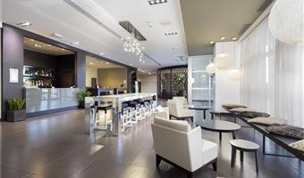 Hall of the Best Western Premier CHC Airport in Genoa - 98327