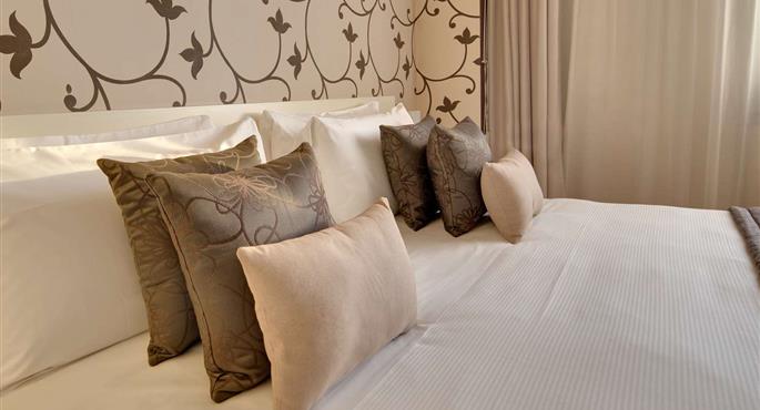 Amenities available in the rooms of Best Western Plus Leone di Messapia Hotel & Conference - Lecce - 98346