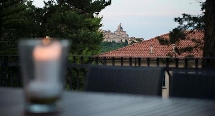 Exterior of the Best Western Hotel I Colli - Macerata - 98353