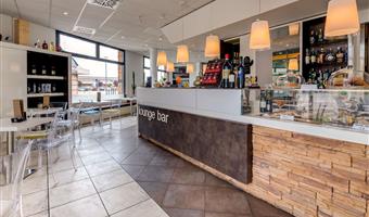 Bar or lounge of the Best Western Plus Hotel Expo - Verona Villafranca di Verona - 98371