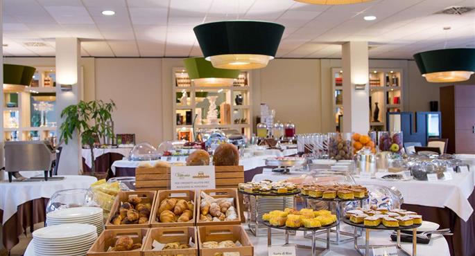 Amenities available in the rooms of Best Western Plus Hotel Expo - Verona Villafranca di Verona - 98371