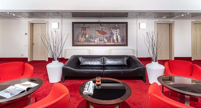 Hall of the Europalace Hotel, BW Signature Collection in Monfalcone - 98412