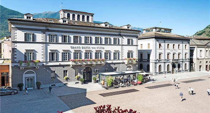 Exterior of the Grand Hotel della Posta, WorldHotels Distinctive - Sondrio - 98446