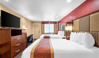 2 queen beds, non-smoking, wi-fi, full breakfast