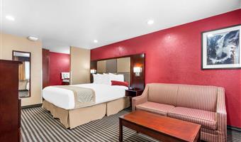 1 king bed, non-smoking, sofabed for one person, wi-fi, full breakfast