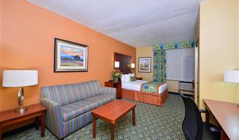 accessible - 1 queen, mobility accessible, communication assistance, roll in shower, sofabed, non-smoking, full breakfast