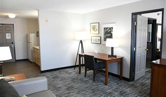suite-1 king bed, non-smoking, separate bedroom, sofabed for one person, kitchenette, full refrigerator, full breakfast
