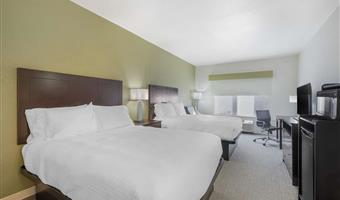 2 queen beds, non-smoking, communication assistance, work desk, microwave and refrigerator, wi-fi, full breakfast