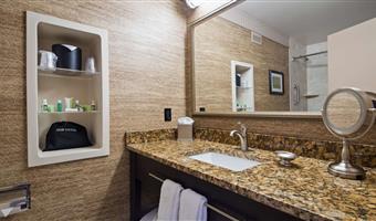 suite-1 king bed, non-smoking, separate living area, microwave and refrigerator, wi-fi, full breakfast