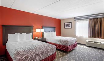 accessible - 2 double, mobility accessible, bathtub, pet friendly room, microwave and refrigerator, wi-fi, non-smoking, full breakfast
