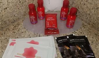 1 king bed, non-smoking, flat screen television, microwave and refrigerator, high speed internet access, continental breakfast