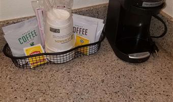 1 king bed, non-smoking, larger room, high speed internet access, microwave and refrigerator, flat screen television, continental breakfast