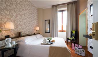 1 single bed, standard room, full breakfast