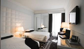 2 single beds, non-smoking, comfort room