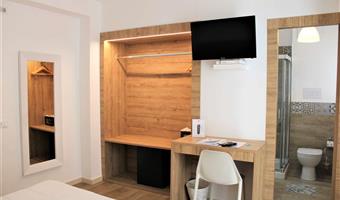 1 double bed, non-smoking, economy room