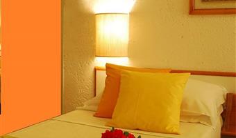 non-smoking room with 1 single bed, bidet not available