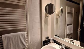 1 single bed, non-smoking, standard room