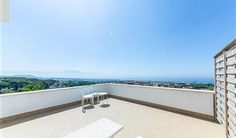 1 queen bed, non-smoking, deluxe room, terrace, sea view