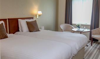 2 single beds, non-smoking, disabled adapted room