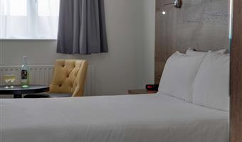 1 double bed, non-smoking, standard room