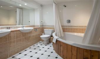 suite-1 double bed, non-smoking, family room, sofabed