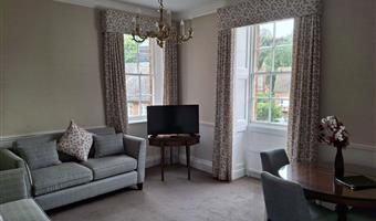 suite-1 double bed, non-smoking, manor suite