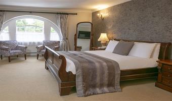 1 double bed, non-smoking, executive room, main building, sleigh bed