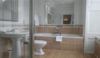 1 double bed, non-smoking, executive room, main building, sleigh bed