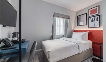 1 single bed, non-smoking, standard room