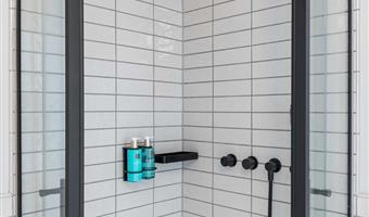 2 single beds, non-smoking, executive room