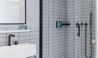 2 single beds, non-smoking, executive room