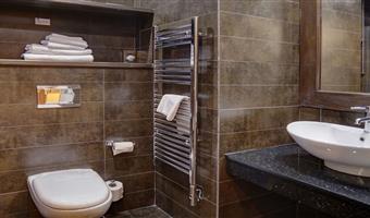 1 double bed, non-smoking, small room