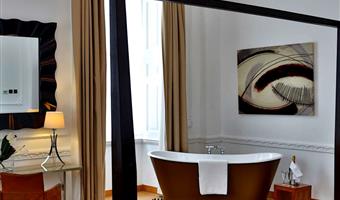 1 double bed, non-smoking, deluxe quality room