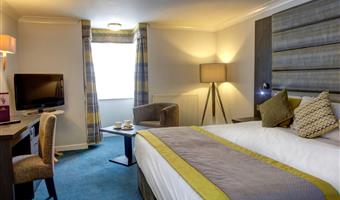 1 king bed, non-smoking, superior room