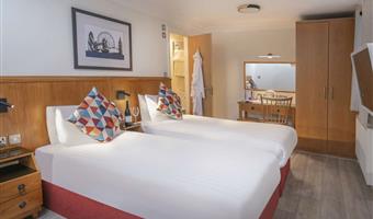 2 single beds, non-smoking, standard room