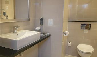 1 double bed, non-smoking, executive room