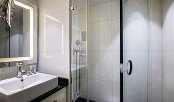 1 king bed, non-smoking, deluxe room, larger room, sofabed for one person, flat screen television, espresso machine