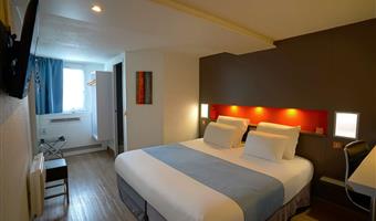 1 queen bed, premium room, flat screen television, iphone ipod dock station, nespresso machine, non-smoking