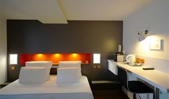 1 queen bed, premium room, flat screen television, iphone ipod dock station, nespresso machine, non-smoking