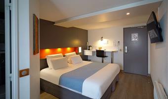 1 king bed, non-smoking, superior room, welcome drink